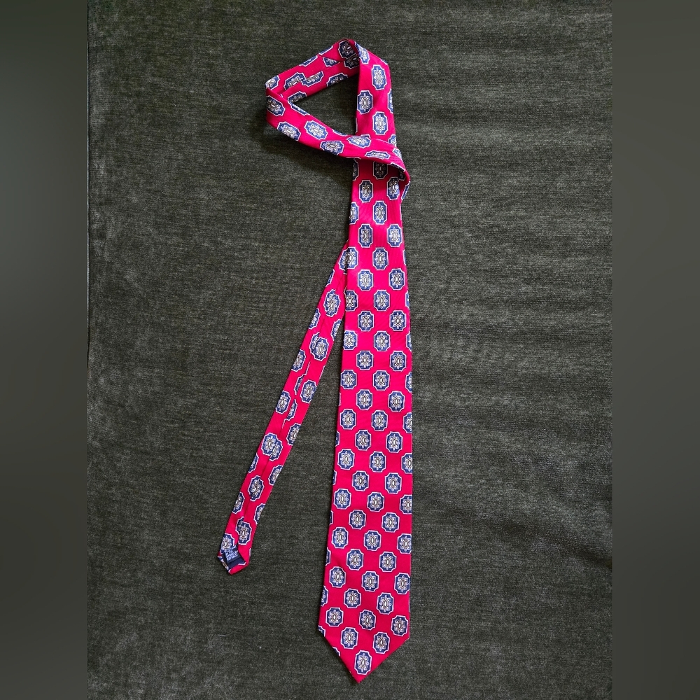 Elegant Vintage Patterned Red and Blue Silk Claybrooke Men's Tie